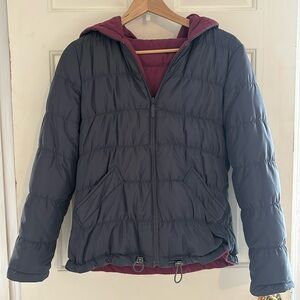 Garnet Hill women’s reversible down puffer coat, size 2 P
